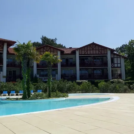 Dans De * ביסקארוס